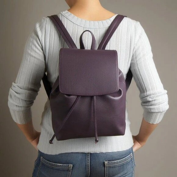 Handmade Purple VEGAN leather satchel (Poland) - Picture 5 of 5